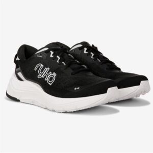 Ryka utopia run sneaker - new with box